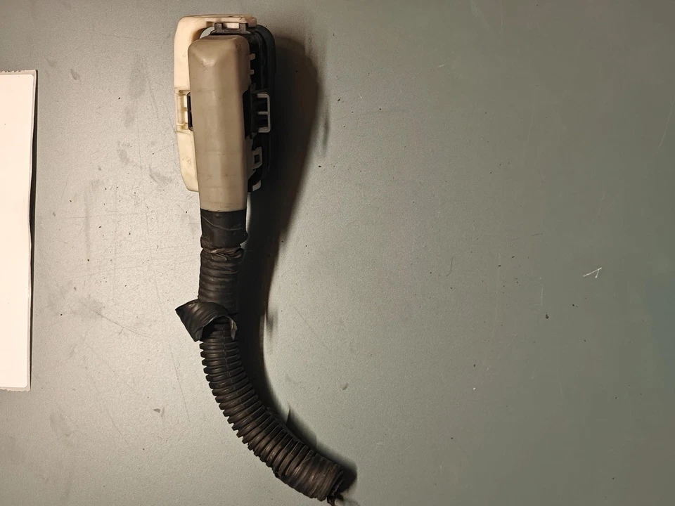 2006-2013 Lexus IS250 IS350 ISF OEM Headlight Connector Plug Front Right Side - Изображение 3 из 4