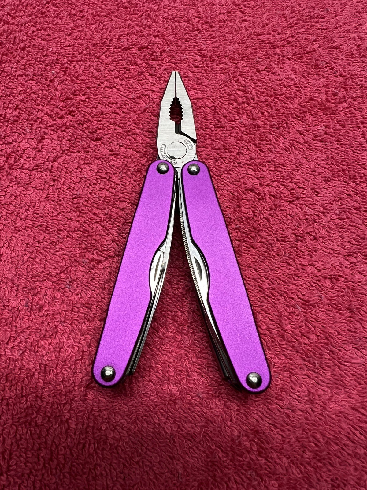 Leatherman Juice XE6 Thunder Purple multitool With Sheath Excellent eBay