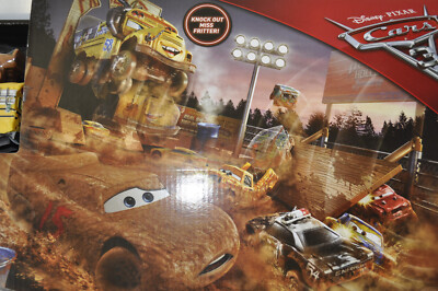 Disney Pixar Cars 3 Crazy Eight Crashers Smash & Crash Derby-Crazy
