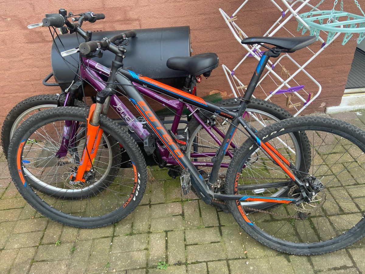 Men's Carrera sulcata Mountain Bike Good Condition 20 inch frame