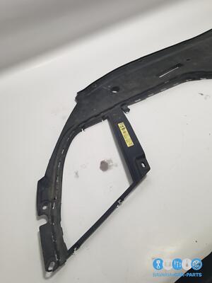 Original BMW  F01  Wasserabweiser Aufnahme rechts 7019802