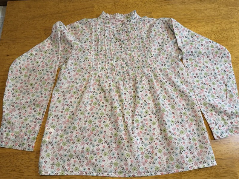 100% cotton M. Ferrari For Best & Co Girls Shirt. Light Weight