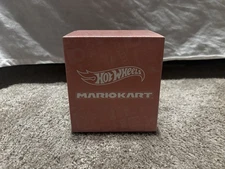 Hot Wheels *SEALED* RARE Exclusive Mario Kart Pink Gold Peach 2022 SDCC