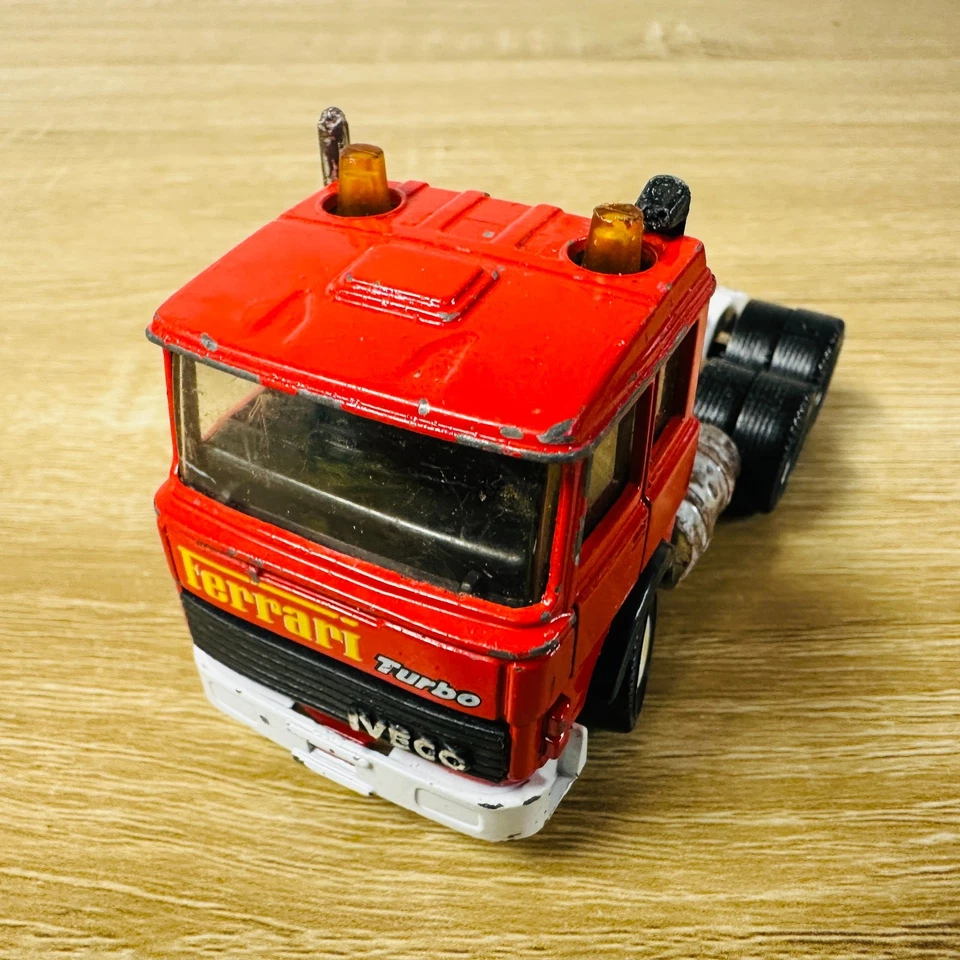 Iveco Tractor K136 for Matchbox Superkings Ferrari Racing Team Transporter - Image 2 of 4