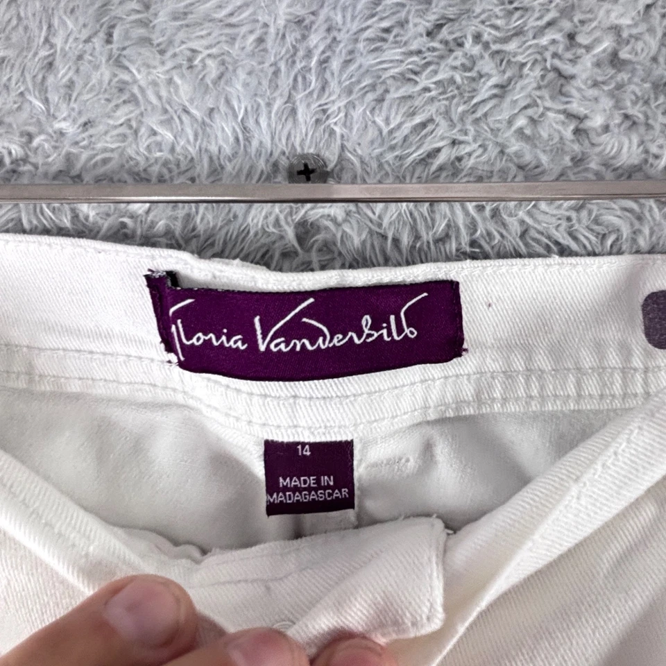 Gloria Vanderbilt Women's Size 14 White Capri Cropped Straight Leg StretchCotton - Image 4 of 4