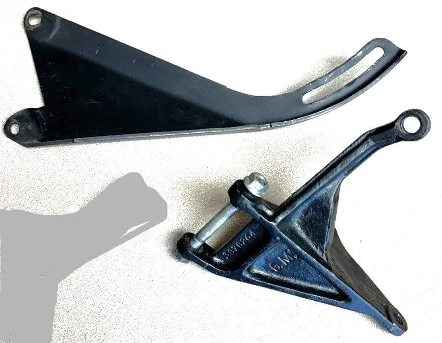 1966-1968 396/325 Chevelle,Camaro,Impala 427/390 Vette GM Original alter. brack. - Image 3 of 3