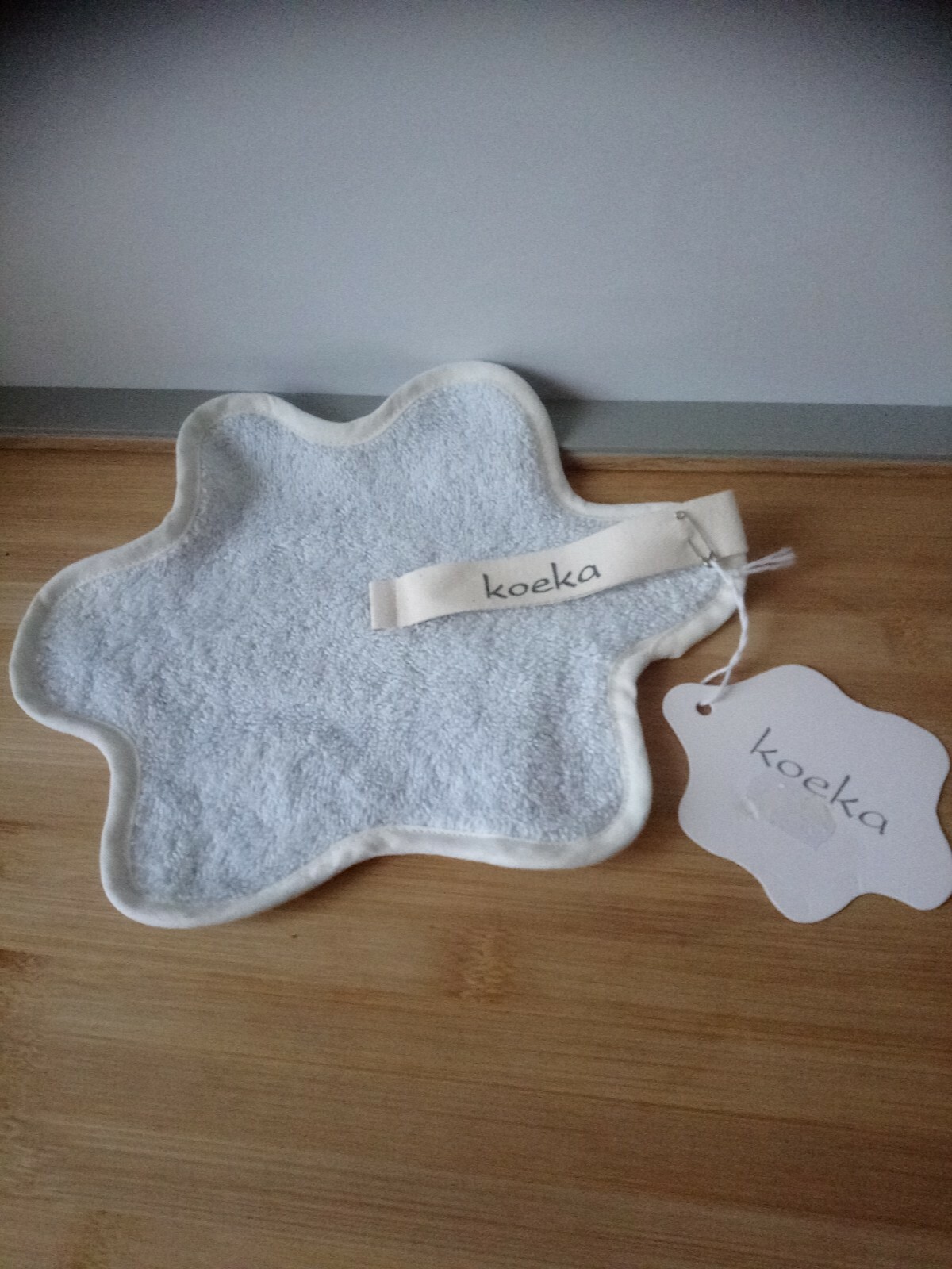 Doudou plat étoile éponge bleu blanc Koeka neuf