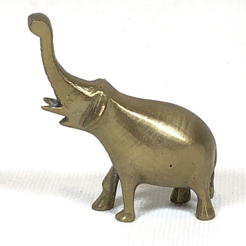Estatua de elefante de latón vintage de 2" baúl buena suerte pisapapeles - Imagen 3 de 9