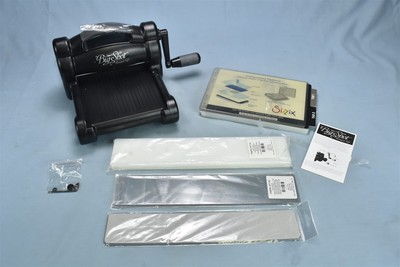 SIZZIX BIG SHOT MACHINE MULTI PURPOSE PLATFORM NIB + EXTRA ACCESSORIES #06705