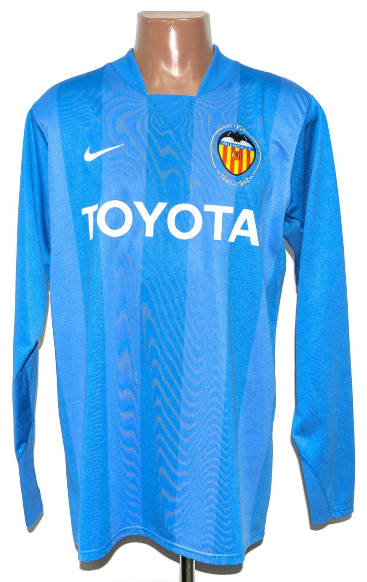 Valencia sales goalkeeper kit