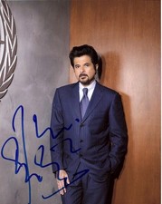 ANIL KAPOOR HAND SIGNED AUTHENTIC SLUMDOG MILLIONAIRE 24 MI:4 8X10 PHOTO B w/COA