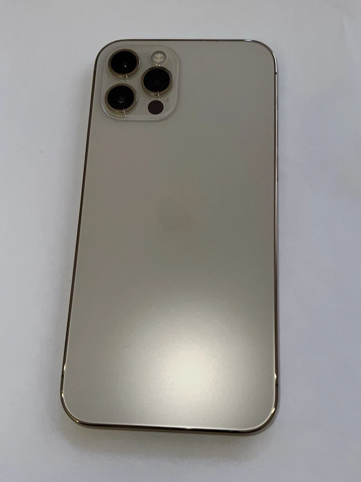 Apple iPhone 12 Pro - 128GB - Unlocked Gold Read Description. - Image 2 of 4