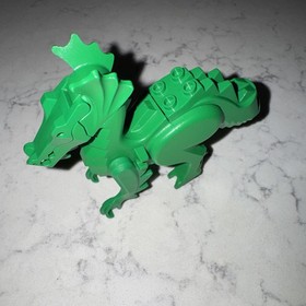 Pristine Retired LEGO Vintage Green Dragon Castle Figure 6056 6076