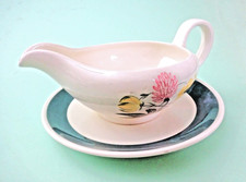 Very collectable Susie Cooper designed cream jug in excellent condition.