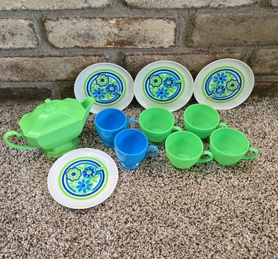 Shelcore Vtg 70s Mod Flower Power 11 Piece Toy Tea Set Neon Blue Green Kitchen