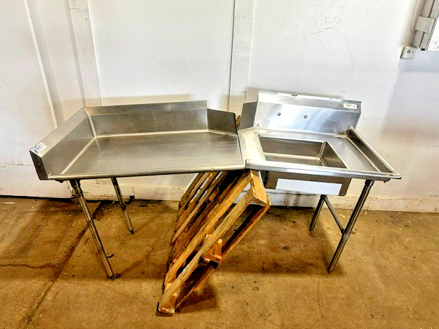 H.D COM S.S LEFTSIDE CLEAN TABLE & RIGHT SIDE DIRTY TABLE W/SINK FOR DISHWSHER