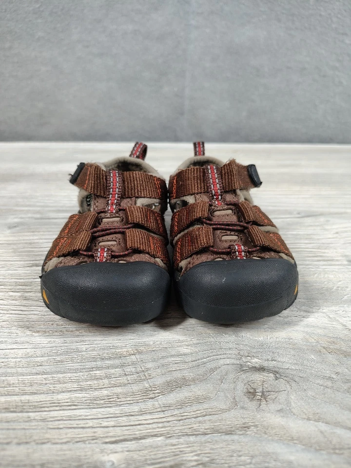 Keen Boys 4c Newport H2 Waterproof Outdoors  Sandals Hiking Shoes Outdoor Active - Image 3 of 4