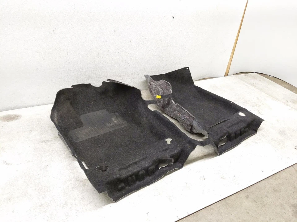 Alfombra interior forro de piso Toyota Prius C 2015-2019 58510-52L41-B1 *negro Foto 3 de 4