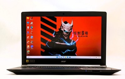 Acer Aspire V15 Nitro Intel i5-6200U 8GB 256GB SSD GTX 950M 4GB Gaming Laptop