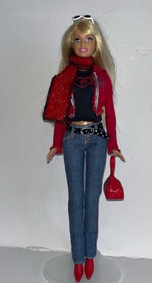 FASHION FEVER BARBIE & ME,  Red Jacket Black Top Jeans Blonde N8608 EUC