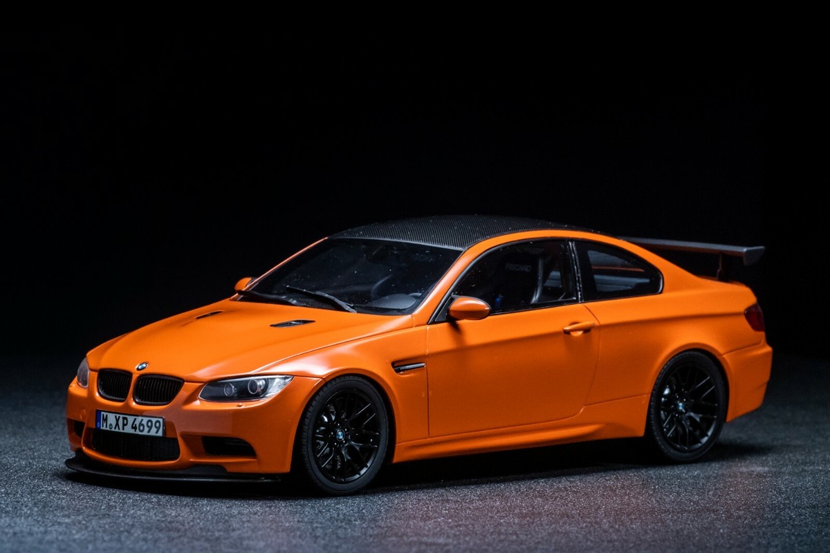 BMW M3 GTS オレンジミニカー 1/18 Kyosho BMW E92 M3 GTS (Fire Orange) Diecast Car Model