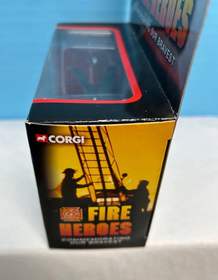 Corgi California Department of Forestry Fire Helicopter (Retired) RARE w/Pin - Image 4 of 4