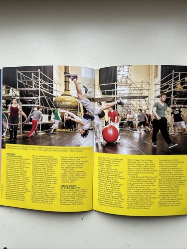 BARNUM The Musical Theatre Programme CHICHESTER - Picture 3 of 3