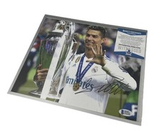 Hand Signed Autographed PHOTO Cristiano Ronaldo BAS COA