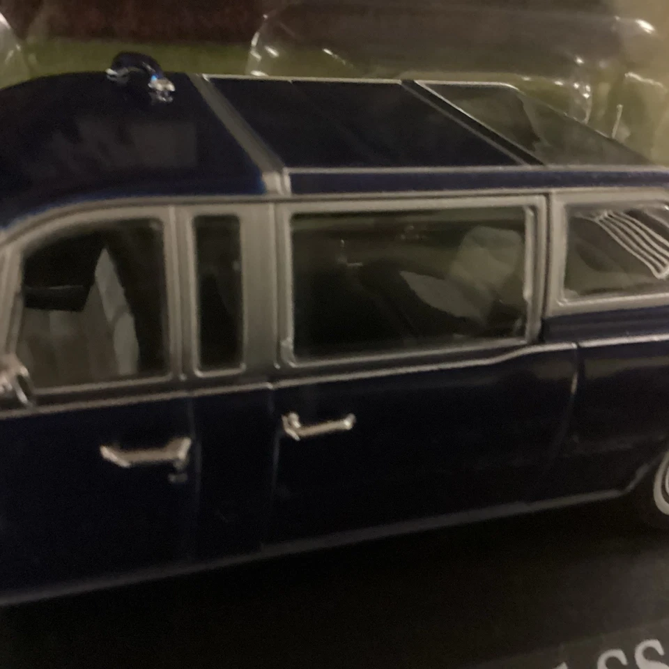 Limusina Lincoln 1961 luz verde 1/43 talla 100-X Kennedy con tapa Foto 4 de 4