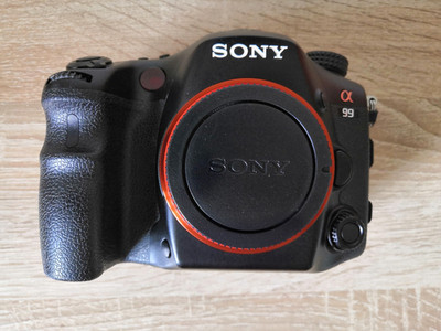 Sony Alpha SLT-A99V 24.3 MP SLR-Digitalkamera (Gehäuse) nur 6376 Auslösungen
