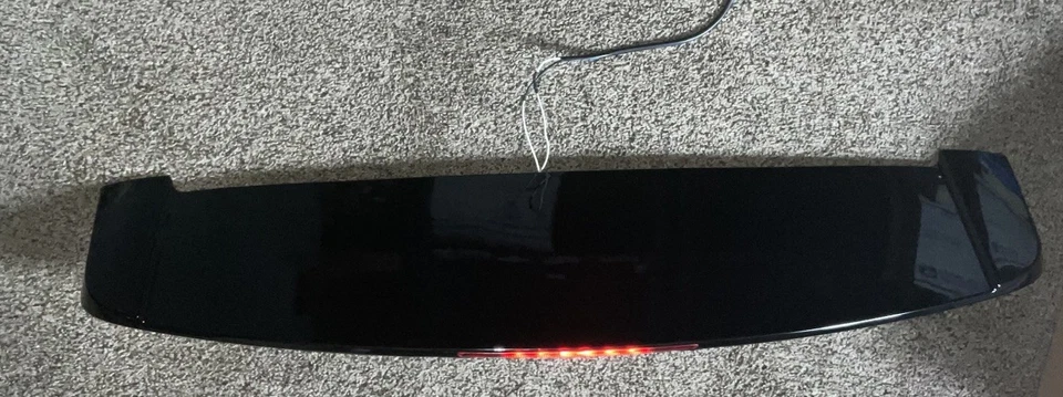 Jeep Compass 2011-2017 alerón tercera luz de freno parada puerta trasera negro OEM Foto 2 de 3