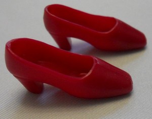 Star Wars Barbie Doll RED KITTEN HEEL PUMP Footwear Hasbro 1999 Queen Amidala