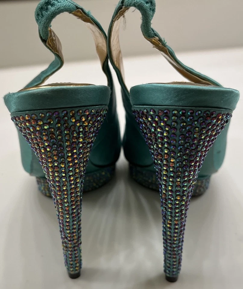 BCBG Maxazria verde azulado satinado punta abierta plataforma de cristal tacón alto honda espalda talla 38 Foto 3 de 4