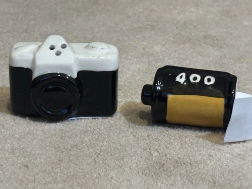 NEW, CAMERA & FILM MINI SALT & PEPPER SHAKERS, CRACKER BARREL