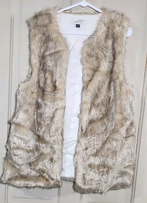 Universal Thread Vest Faux Fur Side Slit Pockets One Size Fits Most OSFM