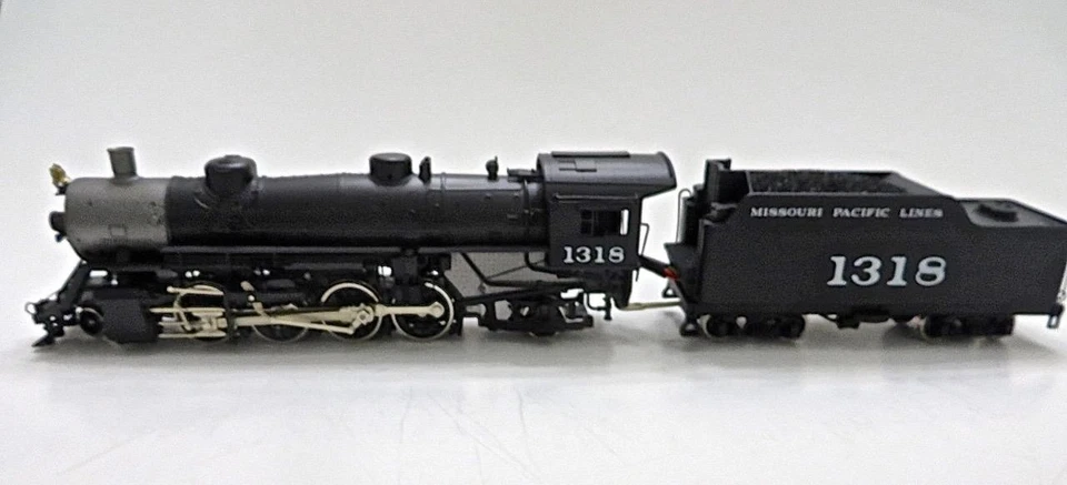 GENESIS G9004 USRA 2-8-2 MAKADO MISSOURI PACIFIC CAB 1318 NEW - Image 4 of 4