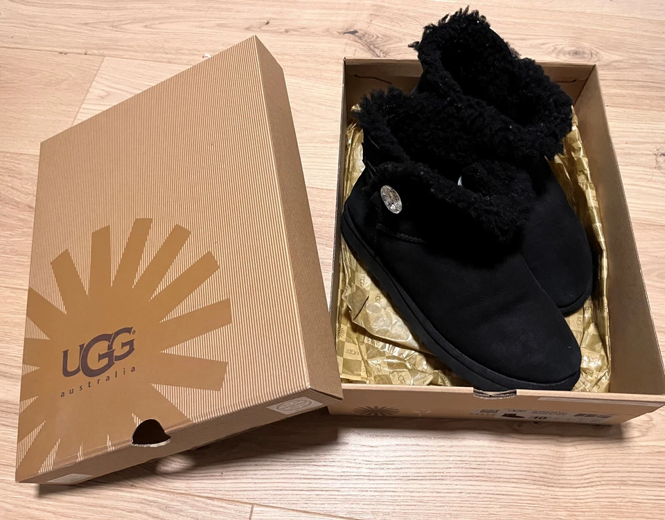 Ugg Boots Mini Bailey Button Bling Damen, schwarz, Größe 41 (10), Foto 1 von 5