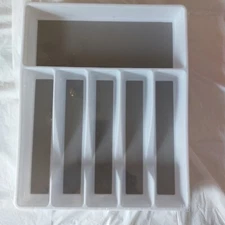 Eltow Expandable in Drawer Silverware Organizer - 8-Compartment white New