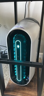 Alienware Aurora R12 (512GB SSD + 1TB HDD, Intel Core i7-11700F, 2.5GHz, 16GB...