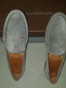 johnston and murphy grey suede