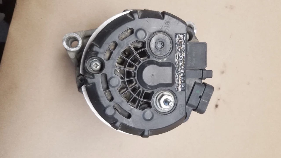 Alternador usado se adapta a: camioneta GMC Sierra 2500 2006 5,3 grado A Foto 3 de 4