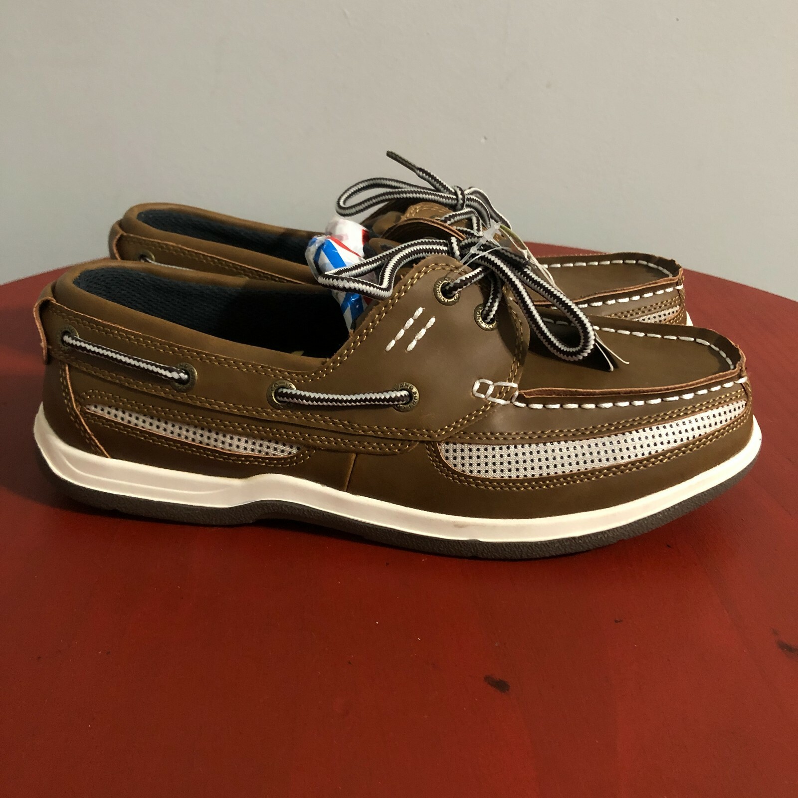 Island Surf Men's Size 8 Boat Shoes 