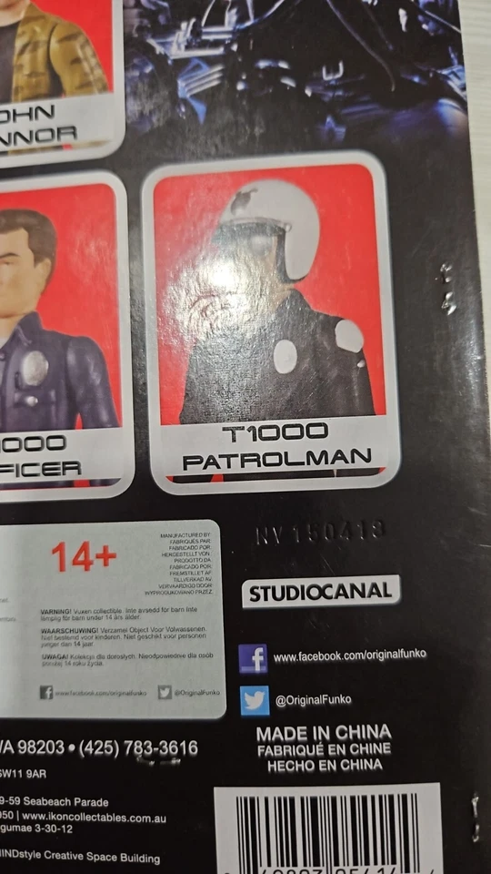 ReAction Figure Terminator 2 Judgment Day T 800 Battle Demaged SDCC2015 Exclusiv - Immagine 3 di 3