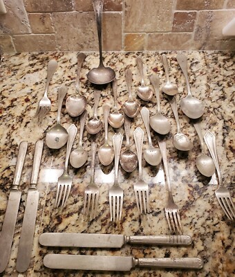Rogers Simpson And Isabella 30 Peice Silver Silverware ladle Set 