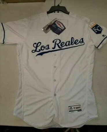 AUTHENTIC MAJESTIC 52 2XL KANSAS CITY ROYALS REALES FLEX BASE