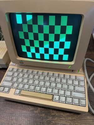 Apple IIc キーボード一体型コンピュータ A2S4000 現状品 Vintage Apple IIC A2S4000 Computer, Monitor w/Stand G090S