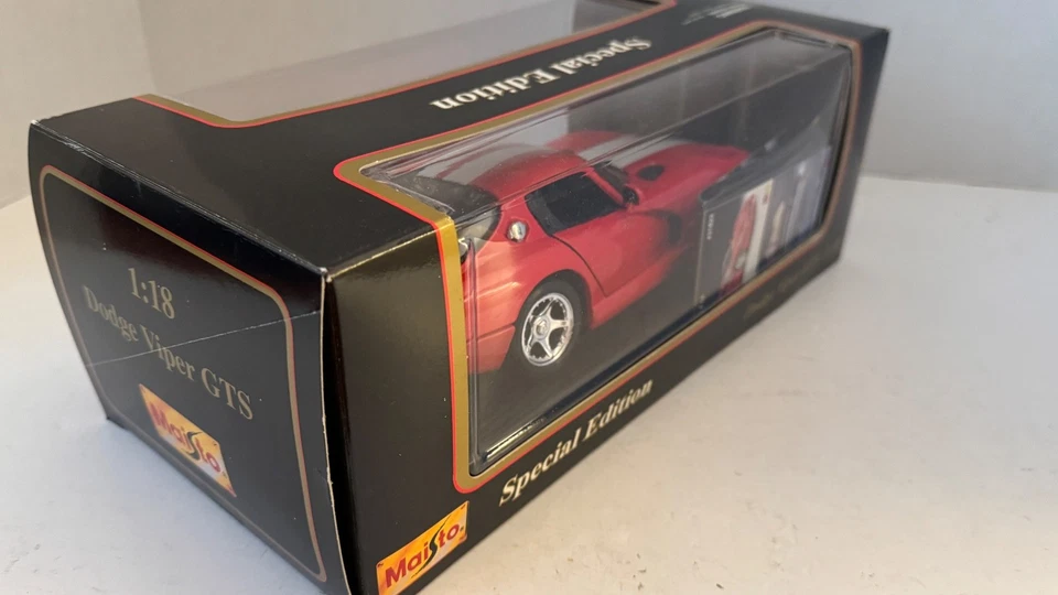 Dodge Viper GTS 1996 rojo edición especial diecast escala 1:18 Maisto Foto 2 de 4