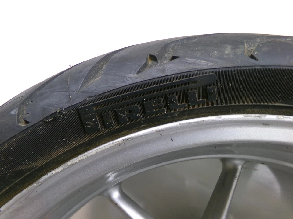 Llanta trasera para Triumph Tiger 1050 2010 T18 Foto 3 de 4