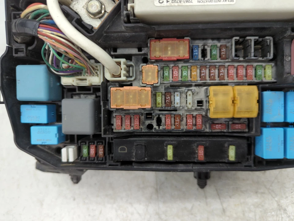 2014-2017 Lexus Ct200h Fusebox Fuse Box Relay Module 82641-75080 NQKWK - Image 3 of 4