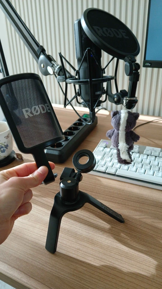 Rode Nt-USB Mikrofon + Stoßdämpferhalterung SM6  + Standard Popschutz und Halter - Bild 3 von 3